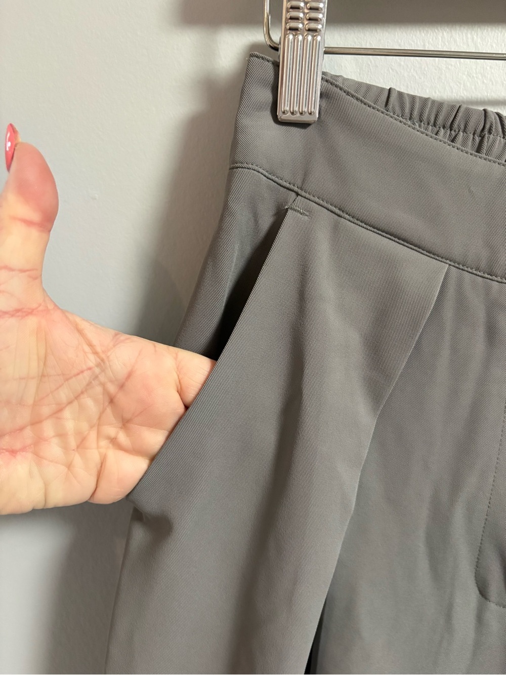 Halara Pants - Picture 4 of 6